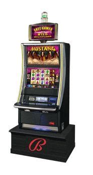 play mustang slot machine free.